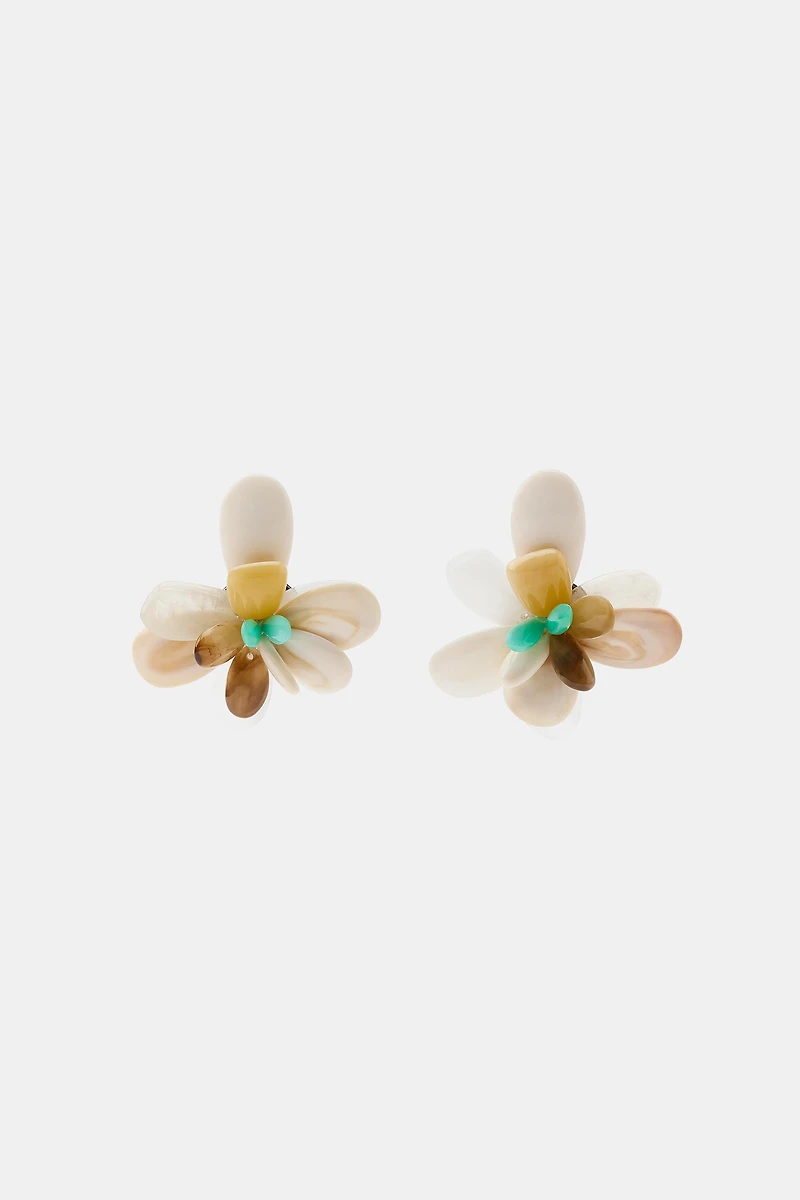 BOUCLES D'OREILLES FLEUR EN RÉSINE