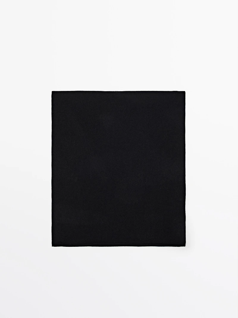 100% cashmere scarf