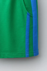 SIDE STRIPE SHORTS