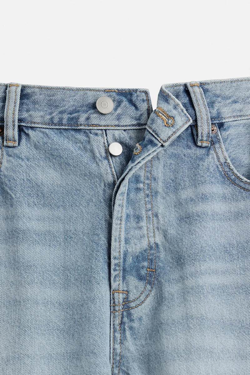 JEAN STRAIGHT FIT