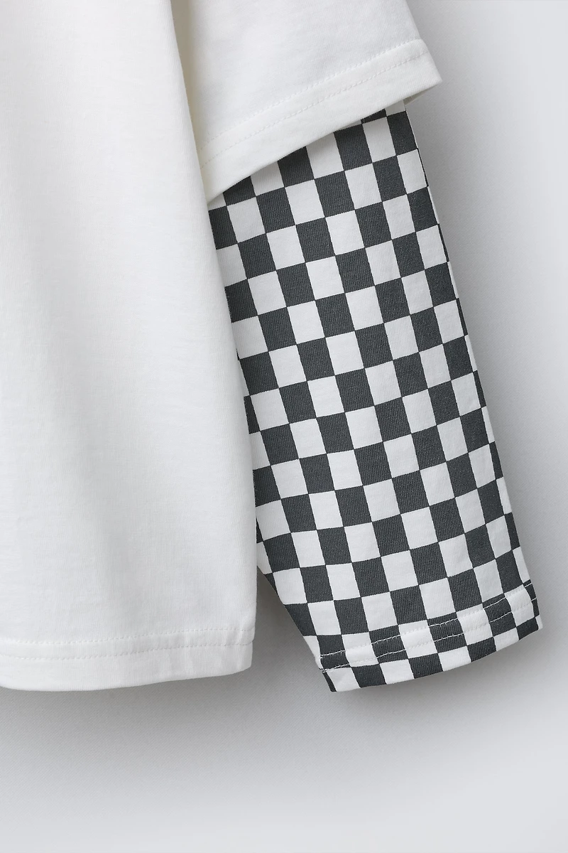 ENSEMBLE T-SHIRT DOUBLE MANCHE ET SHORT À CARREAUX DAMIER