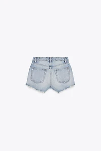 CURVED HIGH-WAISTED DENIM SHORTS