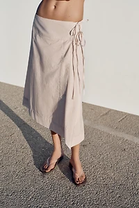 WRAP MIDI SKIRT