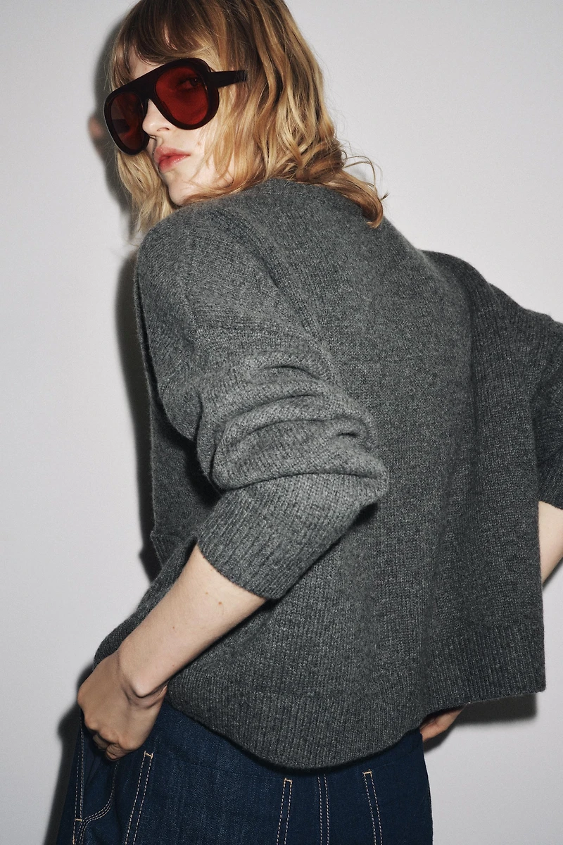 VESTE BOUTON DORÉ 100 % LAINE