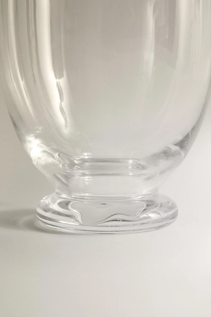WAVY TRANSPARENT GLASS VASE
