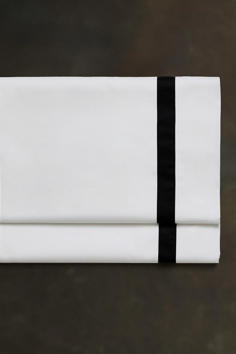 BORDERED SATEEN FLAT SHEET