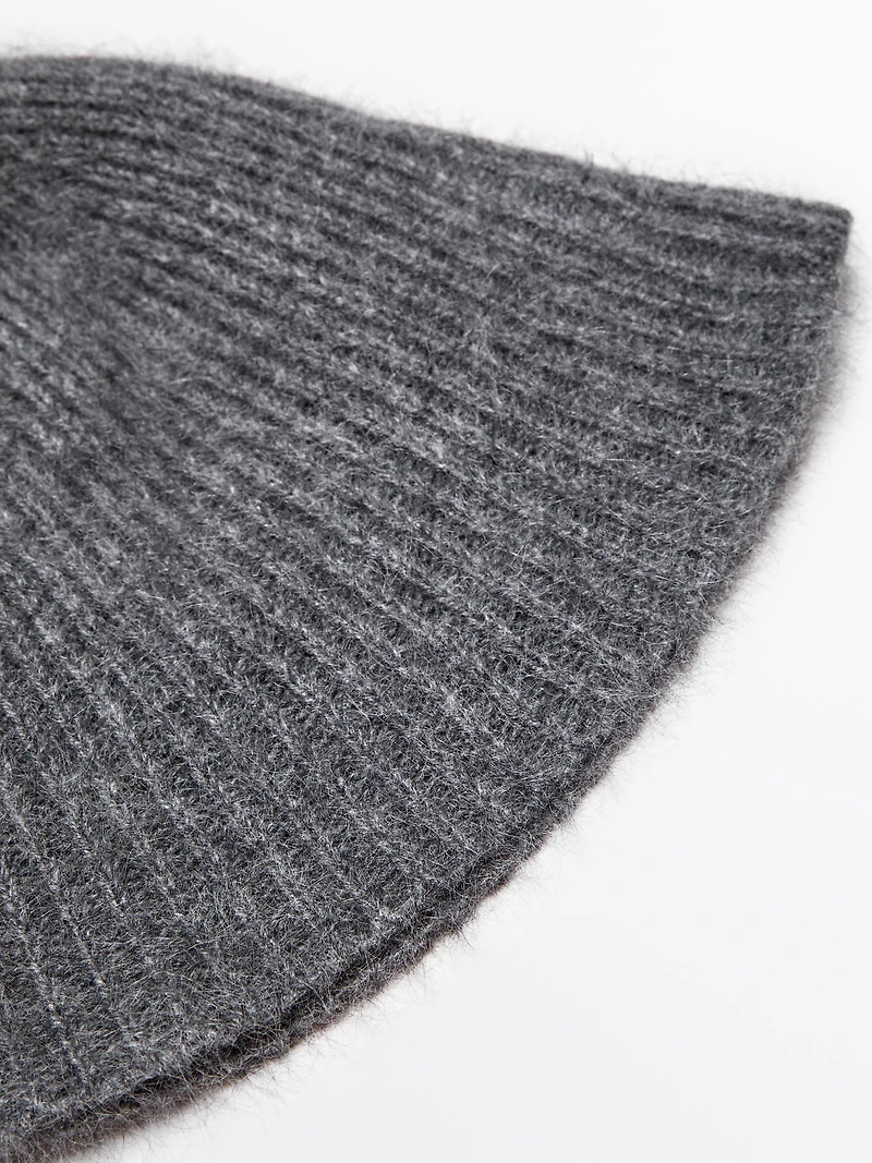 Cashmere blend bucket hat
