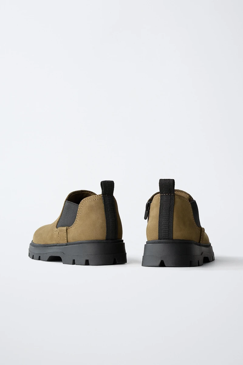 BOTTINES EN CUIR