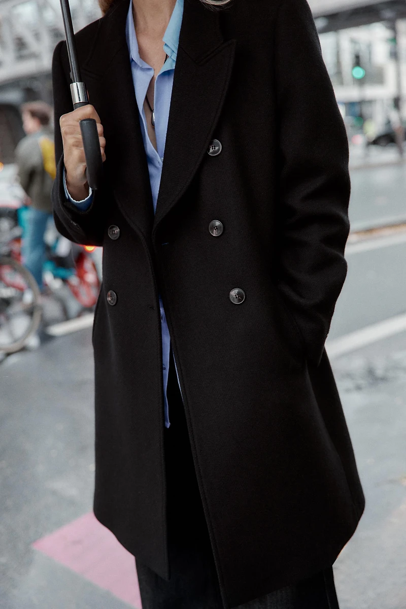 DOUBLE-BREASTED COAT WITH SHOULDER PADS