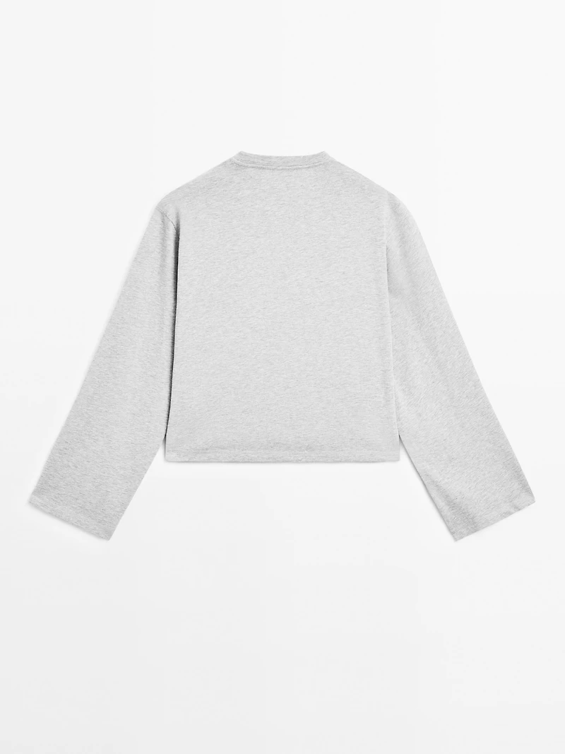 Oversize T-shirt with pocket details