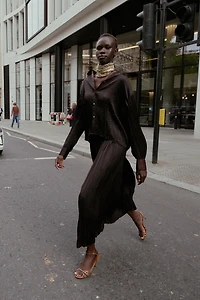 CRINKLED SATIN EFFECT OVERSIZED SHIRT