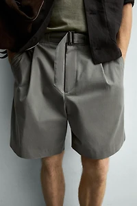 RELAXED FIT PLEATED BELTED SHORTS
