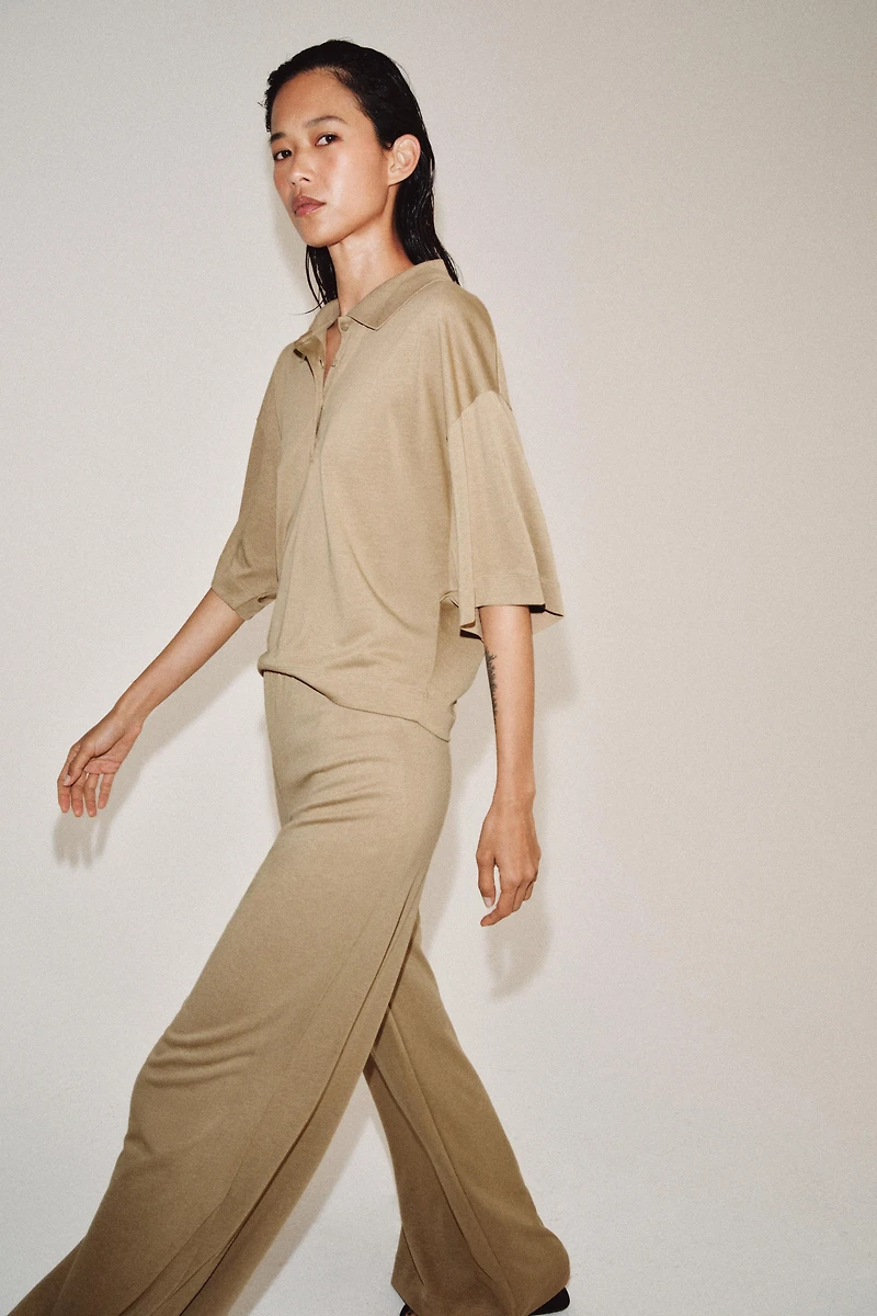 FLOWY STRAIGHT LEG PANTS
