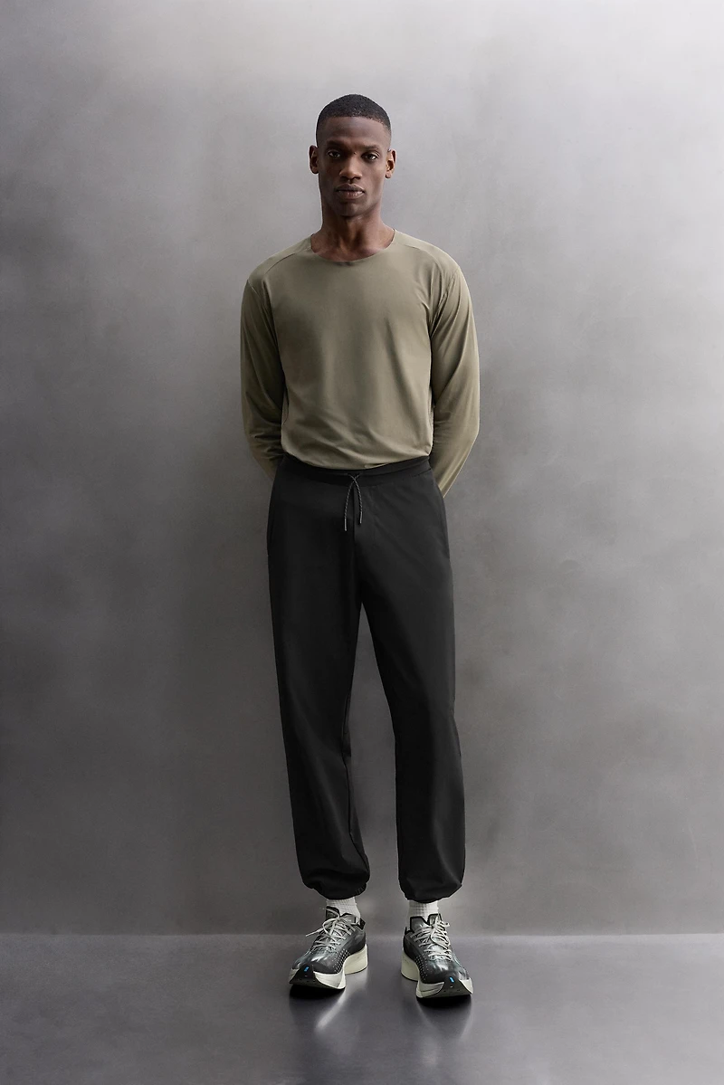 TECHNICAL TRAINING PANTS