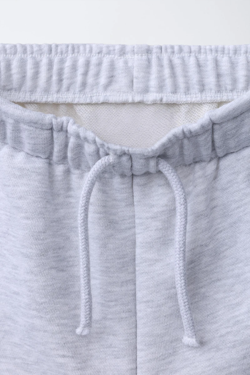 SHORT EN MOLLETON PIÈCE ÉTOILES