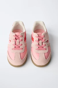RETRO SNEAKERS