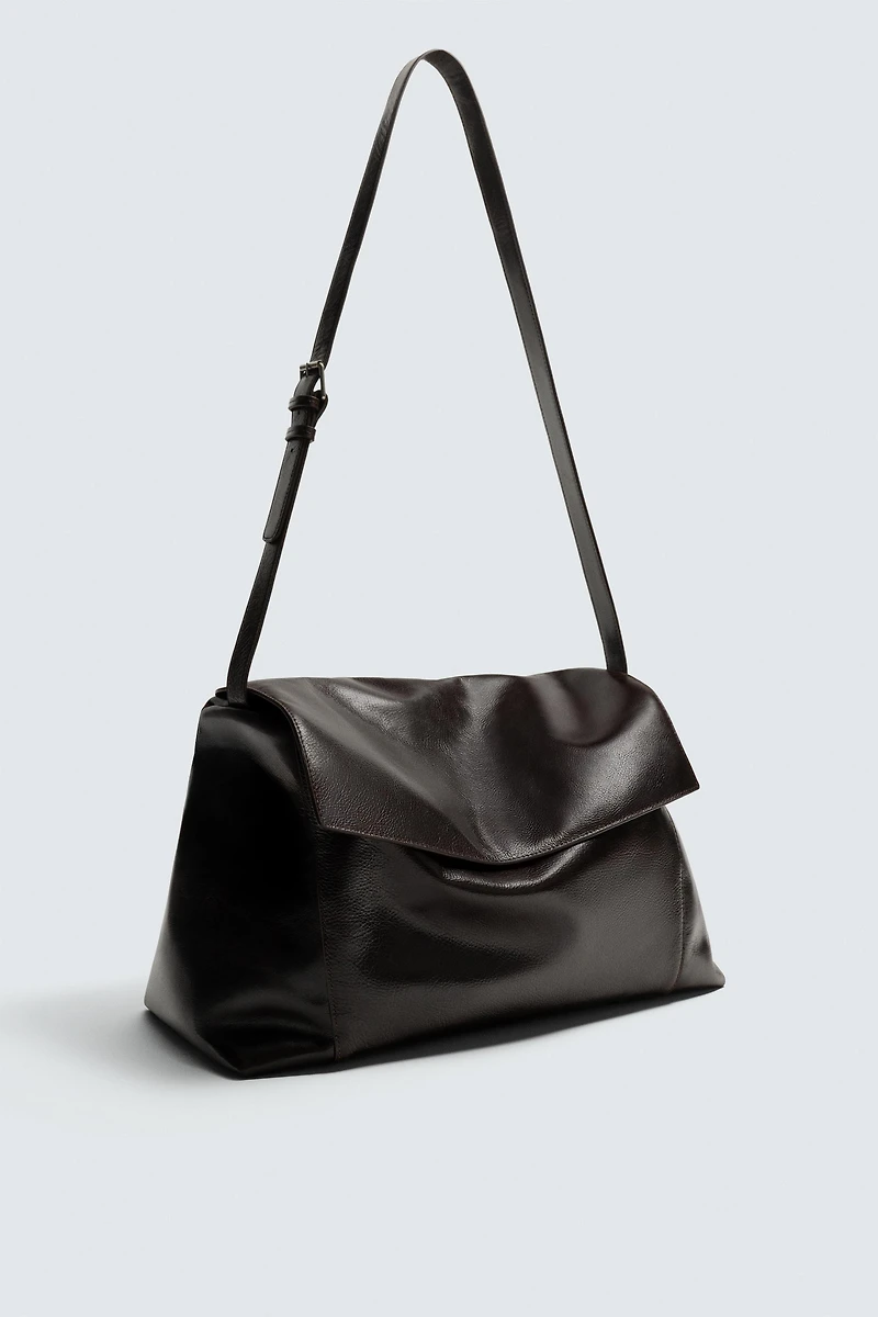 SAC BANDOULIÈRE OVERSIZE EN CUIR