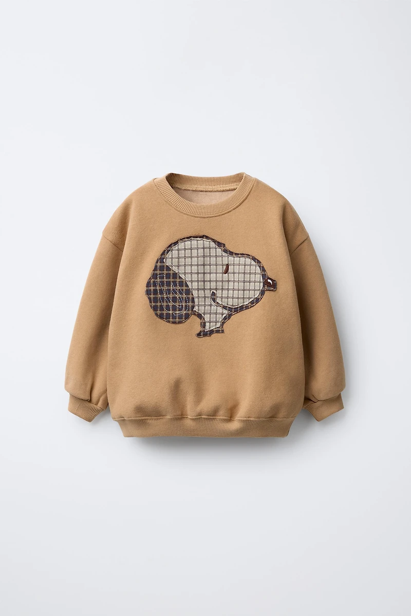 SNOOPY PEANUTS™ PATCH SWEATSHIRT