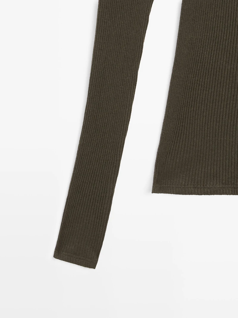 Long sleeve T-shirt with ribbed detail