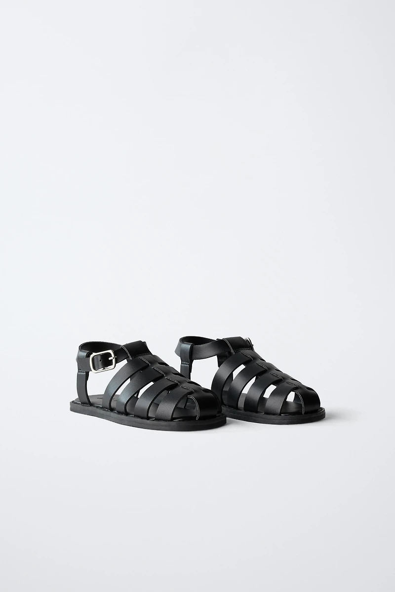 BUCKLED FISHERMAN SANDALS