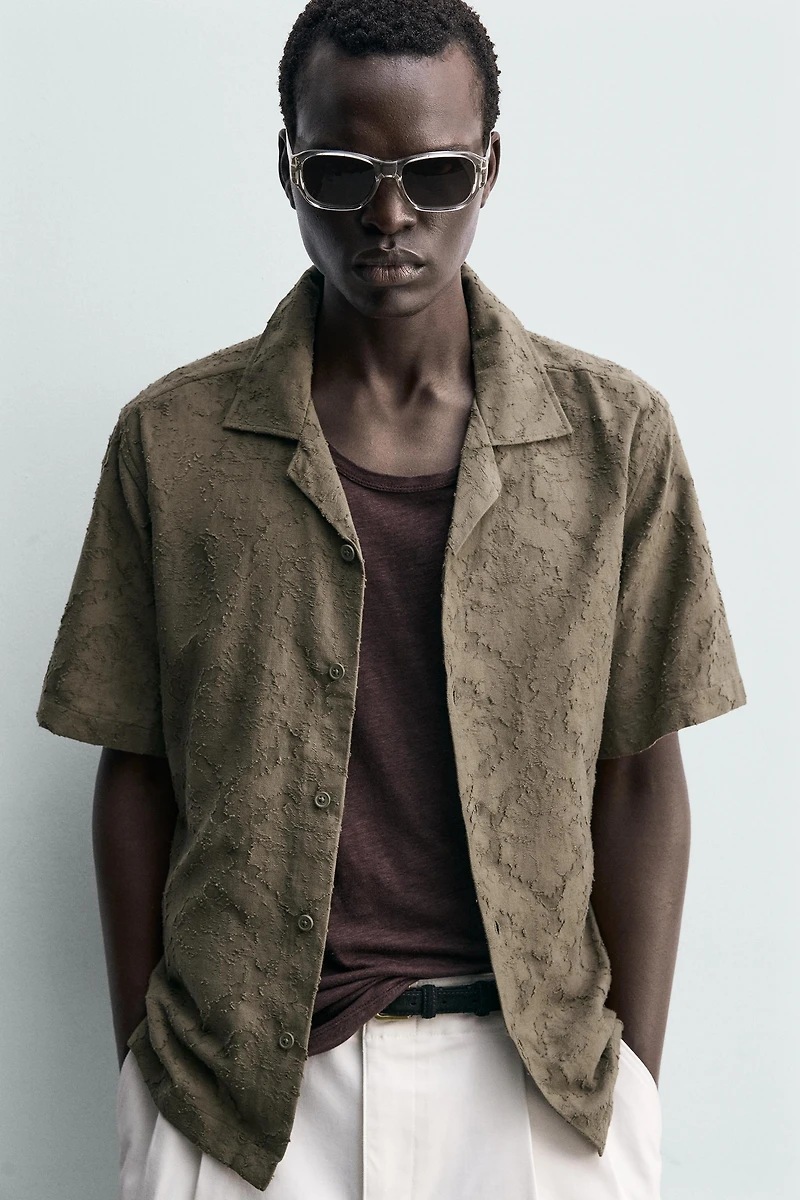 TEXTURED JACQUARD RELAXED FIT SHIRT