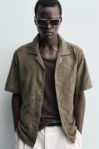 TEXTURED JACQUARD RELAXED FIT SHIRT