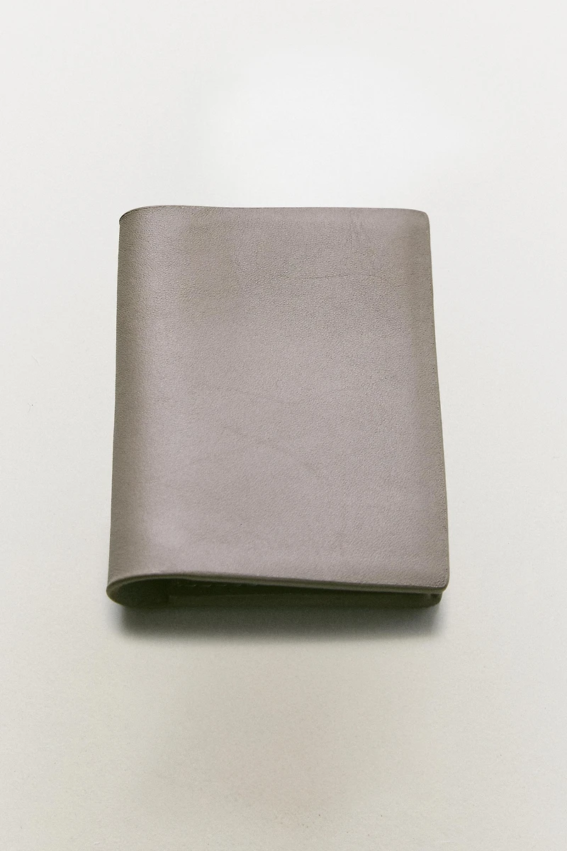 LEATHER WALLET