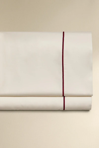 SATEEN FLAT SHEET WITH EMBROIDERED EDGE