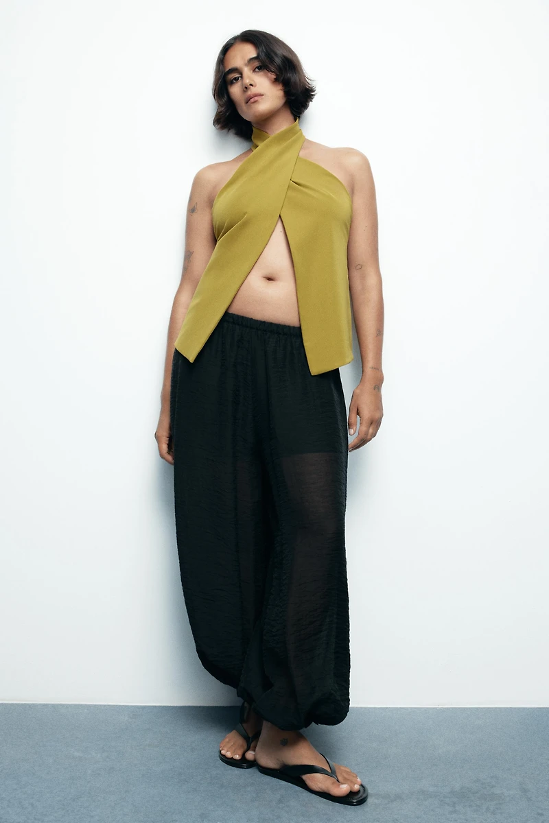CREPE SURPLICE TOP