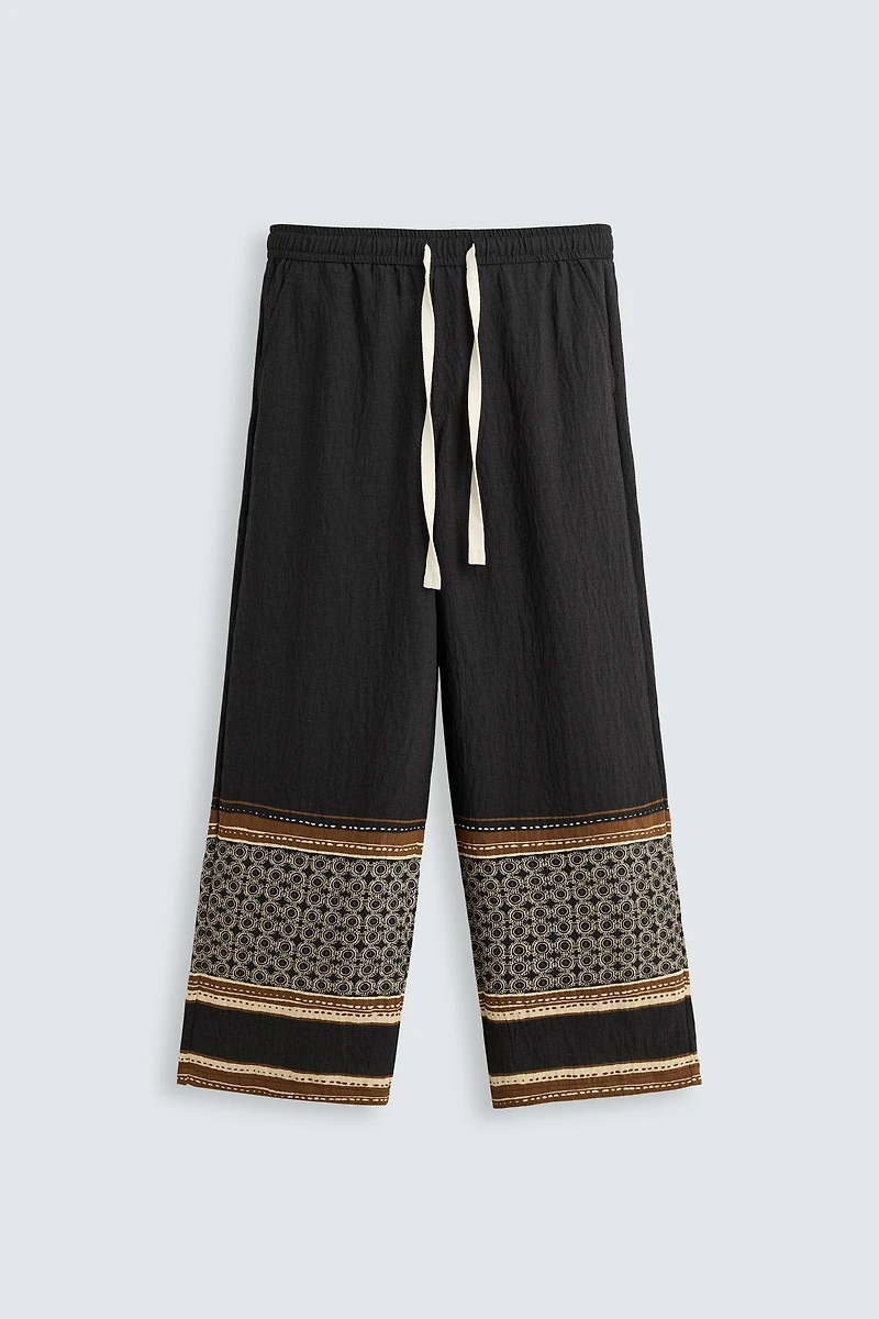 PANTALON COUPE DÉCONTRACTÉE COLOR BLOCK