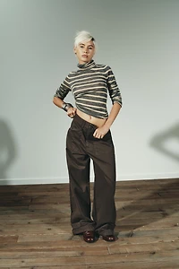 PULL EN MAILLE EXTRAFINE À RAYURES