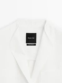 100% linen blazer with lapel detail