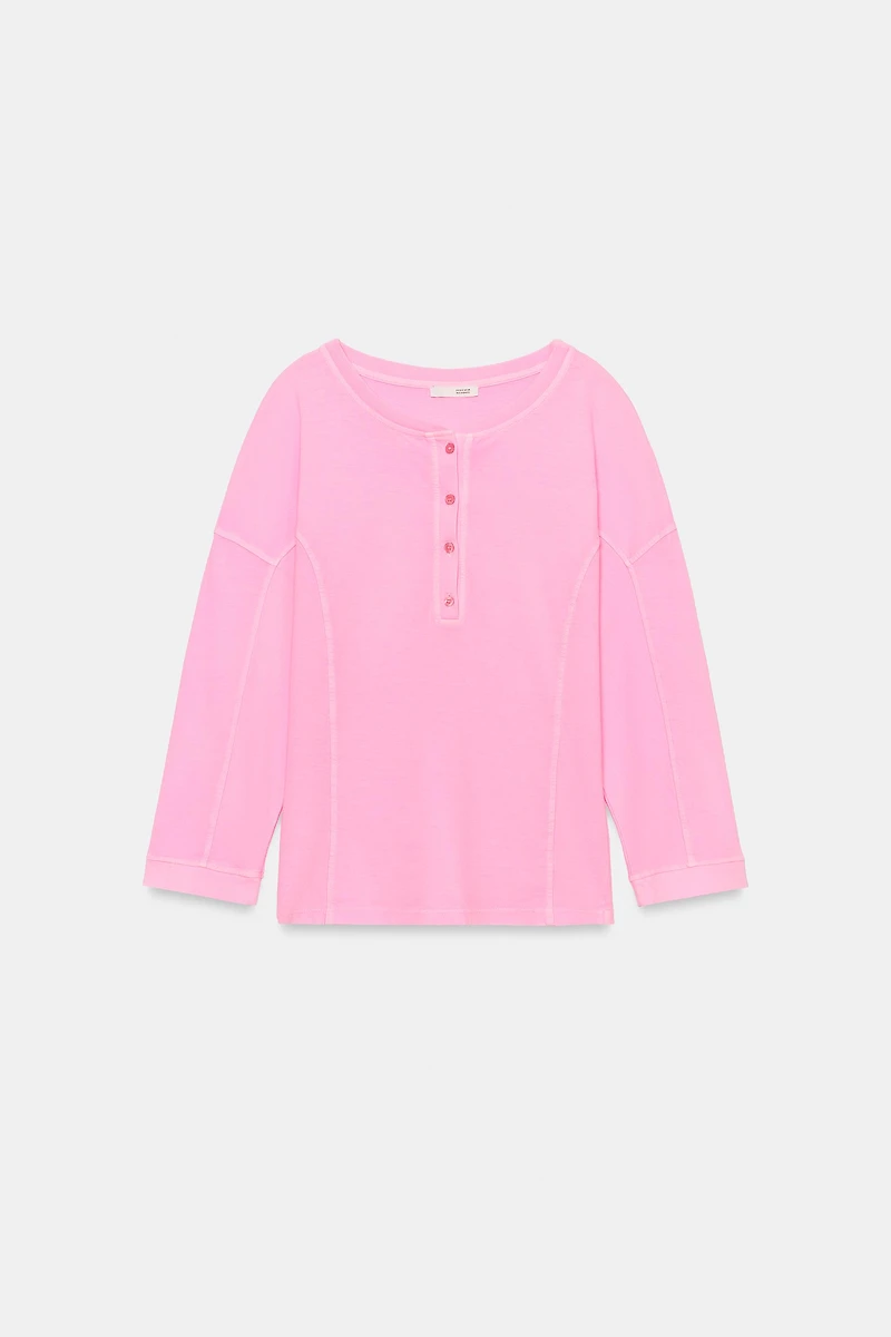 NEON BUTTON T-SHIRT