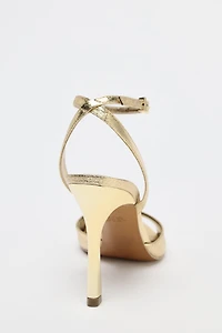PATENT EFFECT HEELED SANDALS