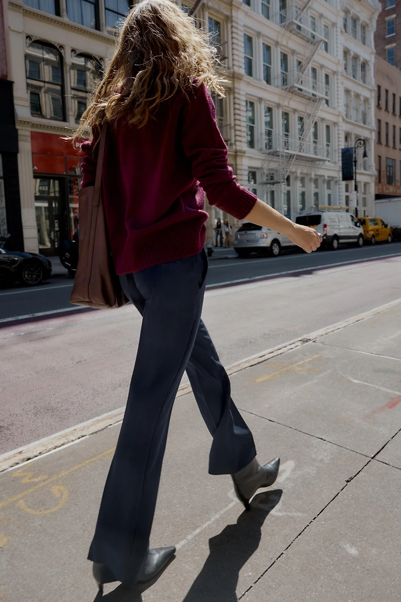 STRAIGHT LEG PANTS
