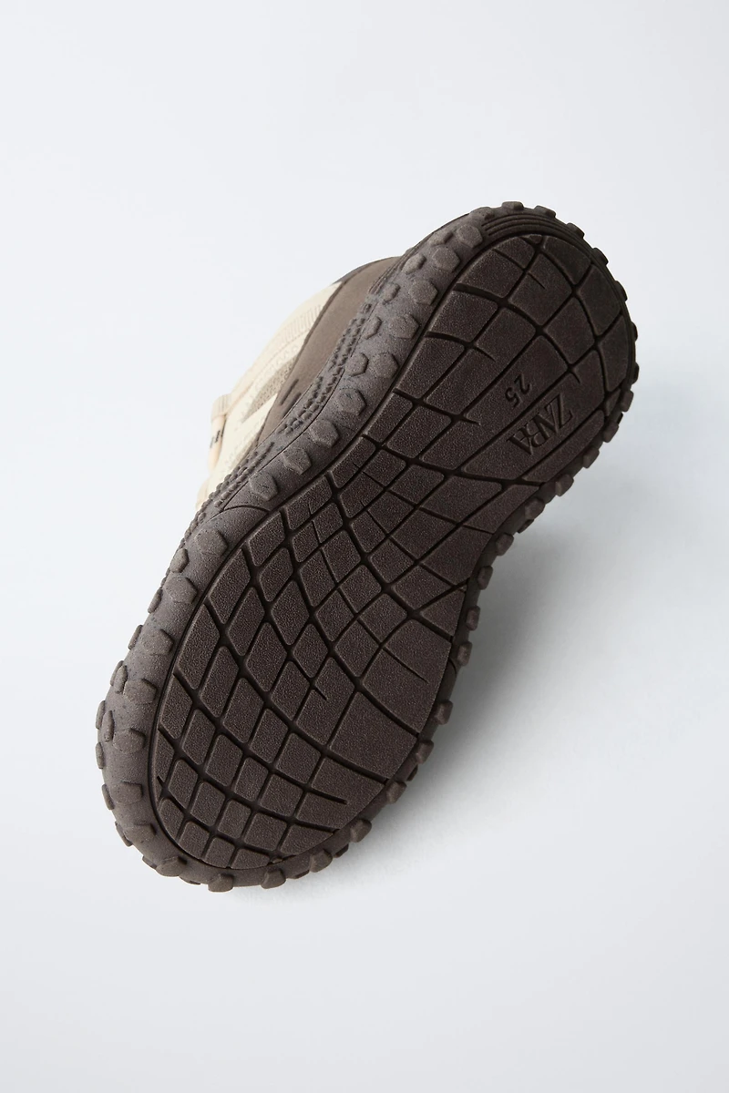 MOUNTAIN SNEAKERS