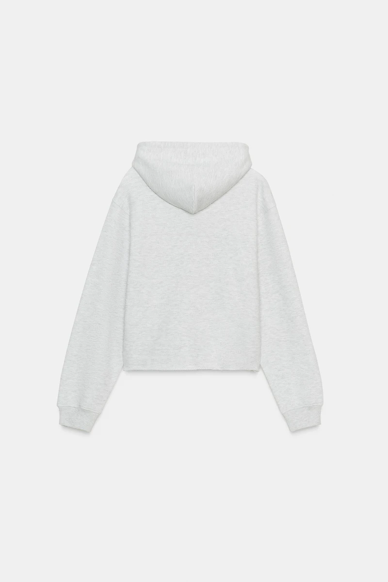 HOODED SWEATSHIRT