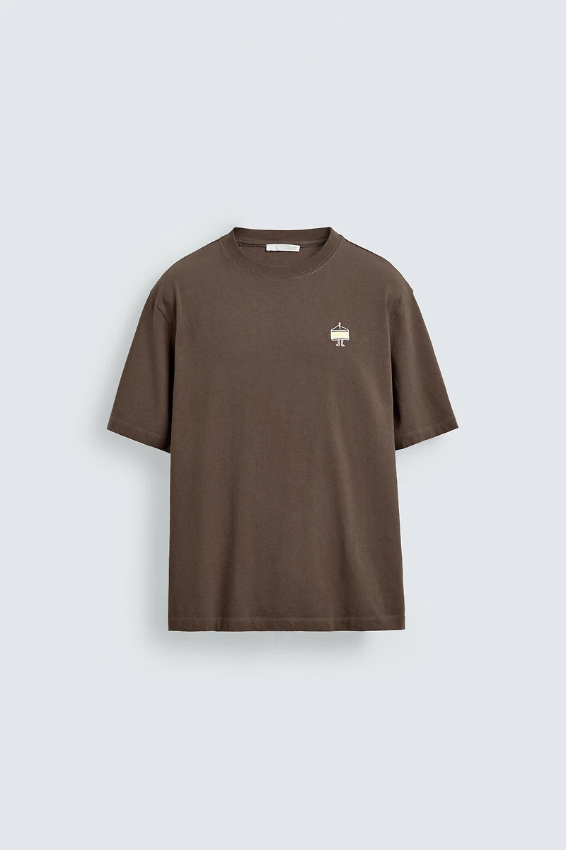 EMBROIDERED SANDWICH T-SHIRT