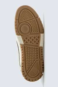 RETRO STYLE SNEAKERS