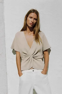 KNIT KNOTTED TOP