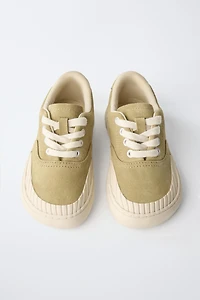 TENNIS OU BASKET EN CUIR
