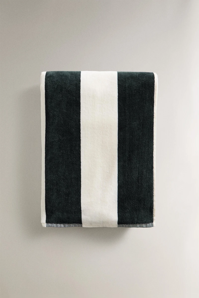 WIDE STRIPE VELOUR BEACH TOWEL