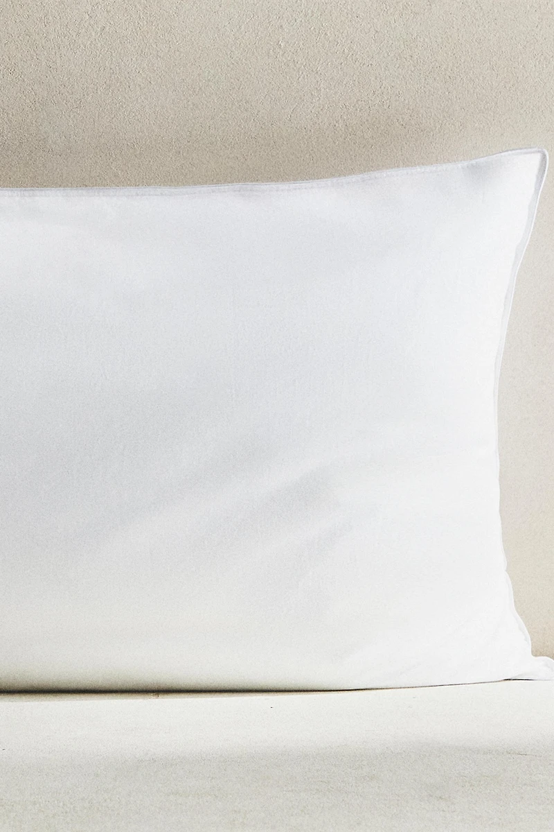 FEATHER-LIKE PILLOW FILLING