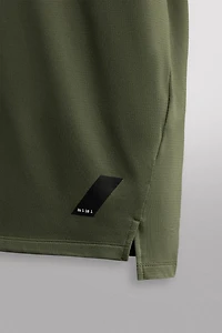TEXTURED TRAINING T-SHIRT