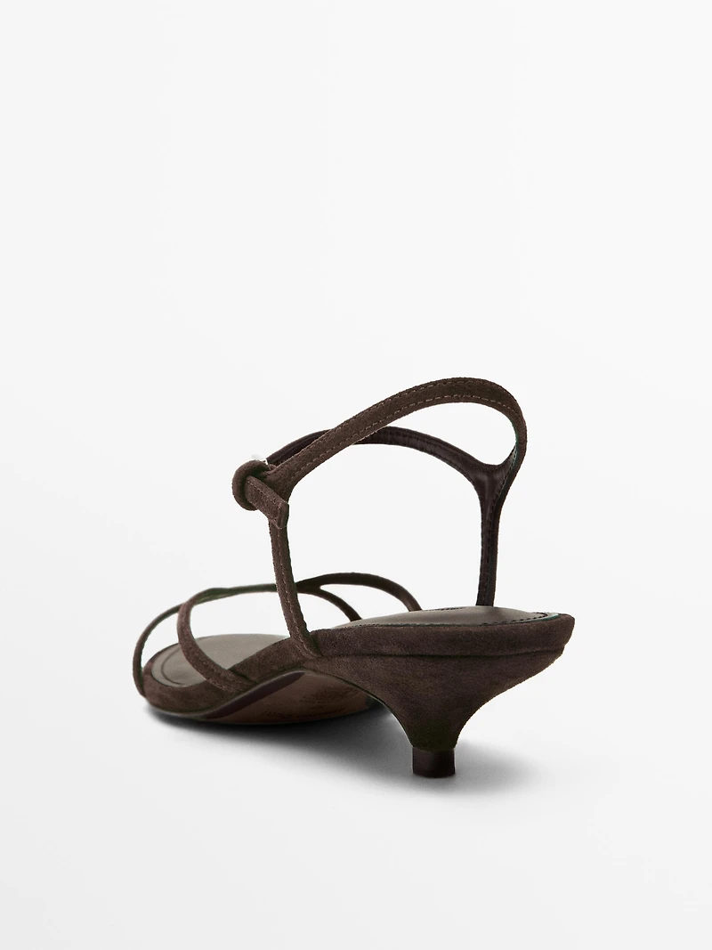 Leather low-heel sandals
