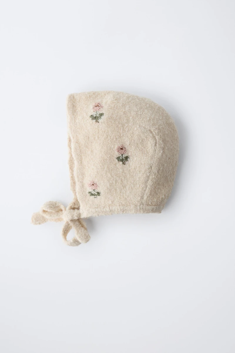 FLORAL EMBROIDERED KNIT BONNET