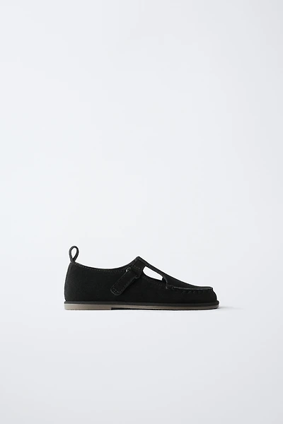 LEATHER T-STRAP SHOES