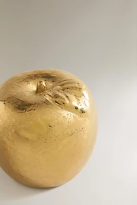 MARISA BERENSON APPLE DECORATION