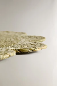 FLORAL RATTAN PLACEMAT