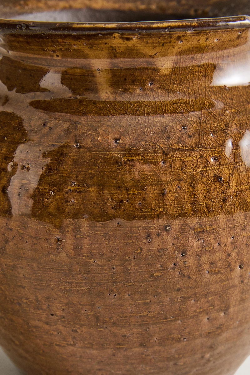 CERAMIC VASE